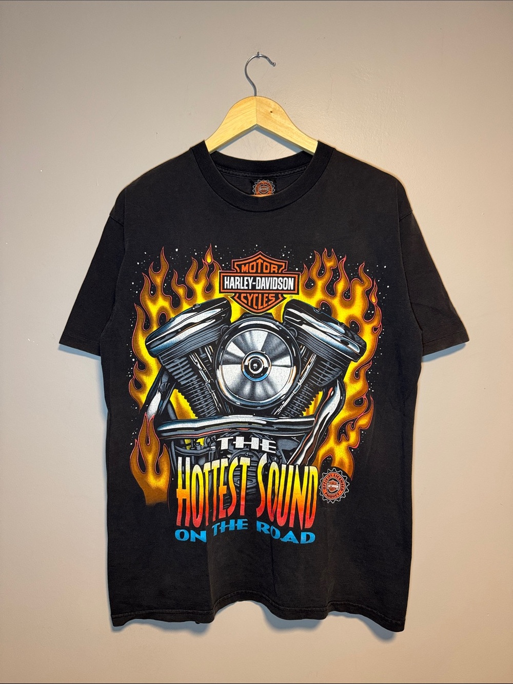 Vintage The Hottest Sound Harley Davidson T-Shirt / 1996 / Large